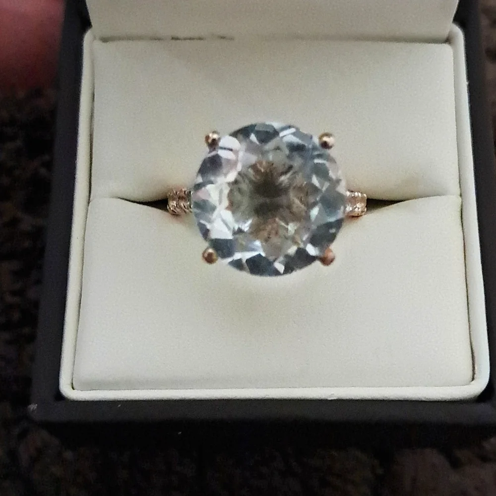 White Topaz Ring In 18k Yellow Gold Over 925 Sterling Silver.